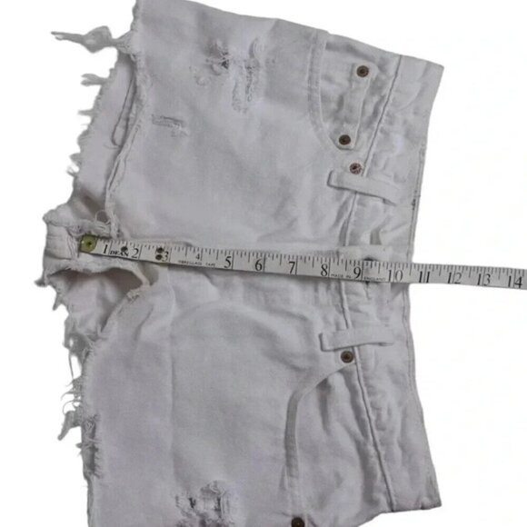 Vintage Levi's 538 White Cutoff Jean Shorts Jorts Cotton Hip Hugger Size 28 - Picture 10 of 11